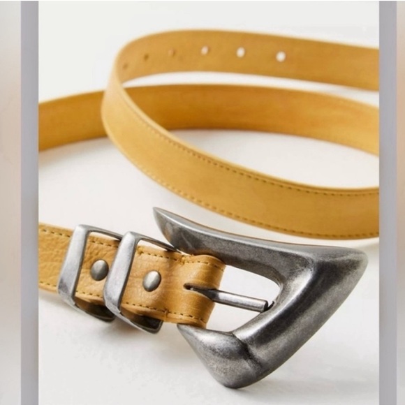 Free People Accessories - NWT Free People Billie Leather Belt M/L Honey Silver Buckle